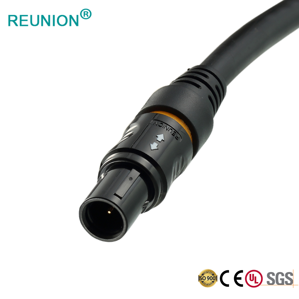 REUNION P系列电源耦合器带线缆组件